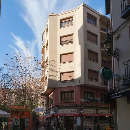 Loira Ossau, Terraza Cerca Del Centro * Сарагоса